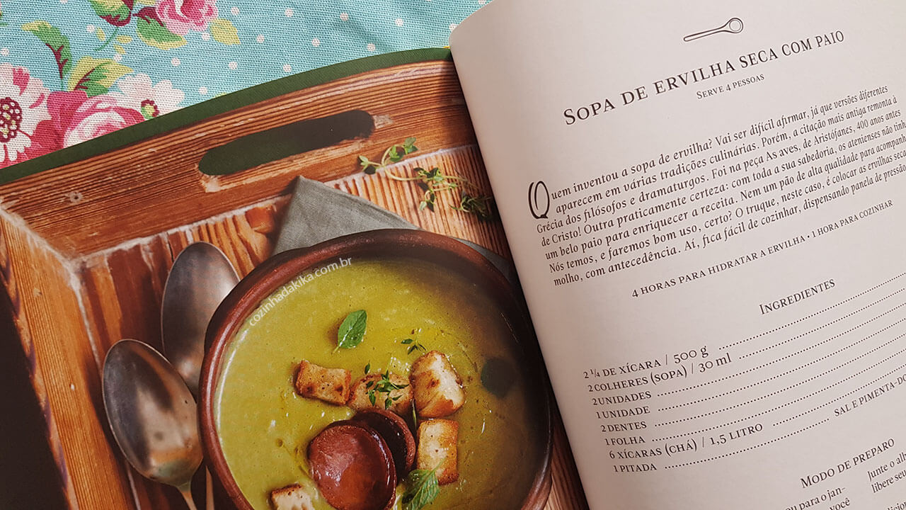 Livro Pão Nosso, do Luiz Américo Camargo. A foto mostra o livro aberto - numa página uma receita de sopa, e na outra uma foto.